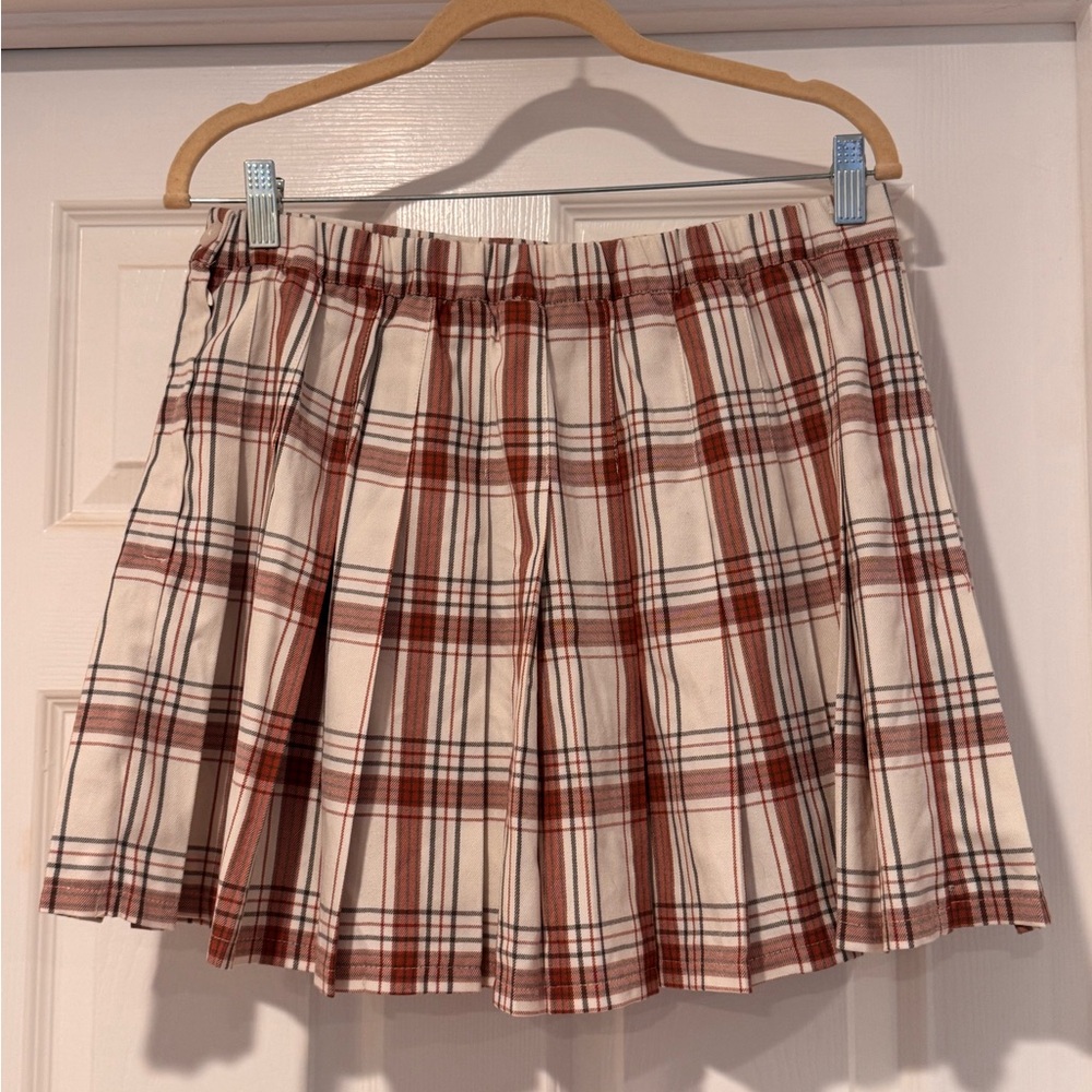 Aerie Pleated Plaid Mini Skirt in Red and Cream